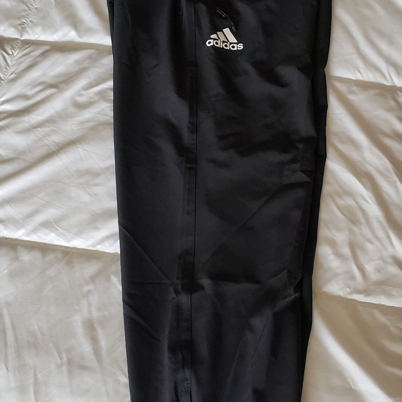 Adidas Athletic pants size large Black & white With red IU logo - Picture 5 of 5